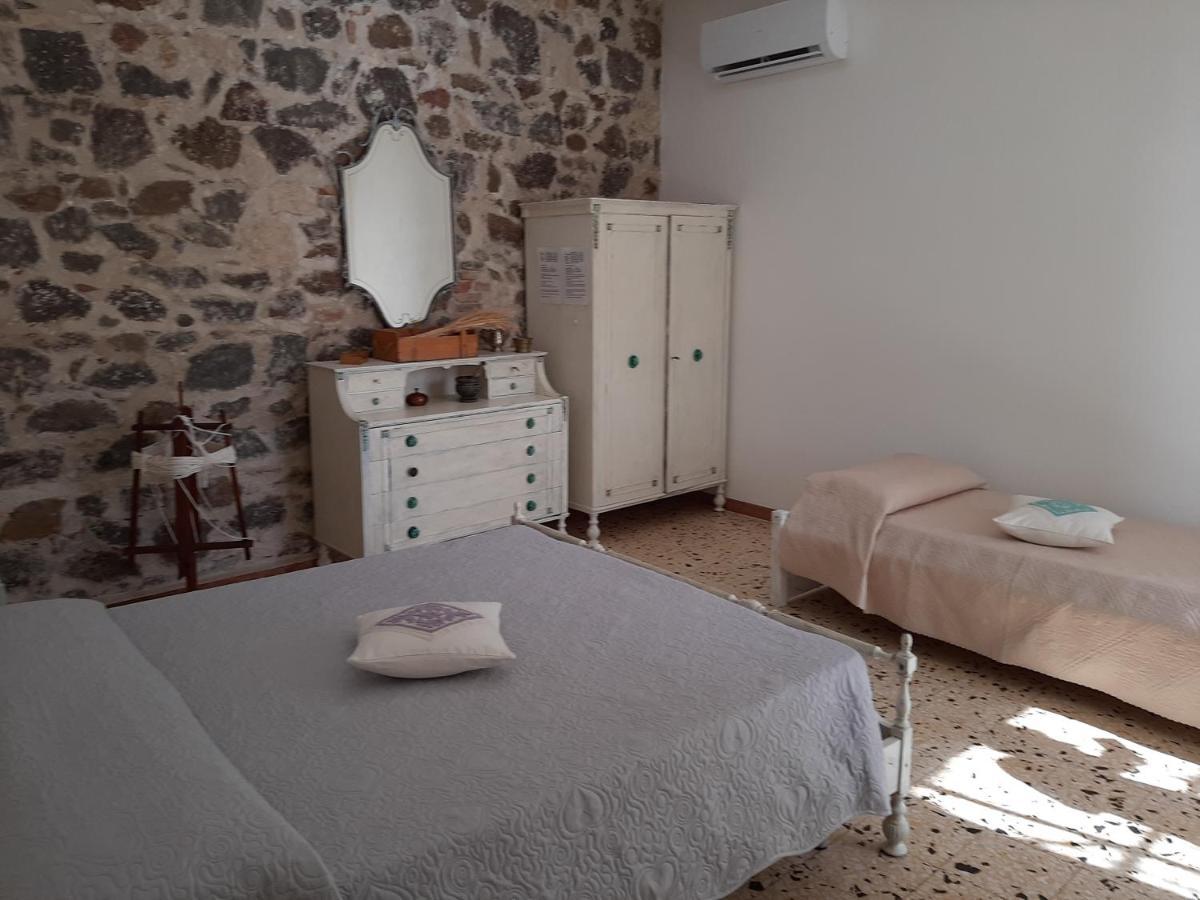 B&B Sa Domo De Sos Massaios Orosei Exterior foto